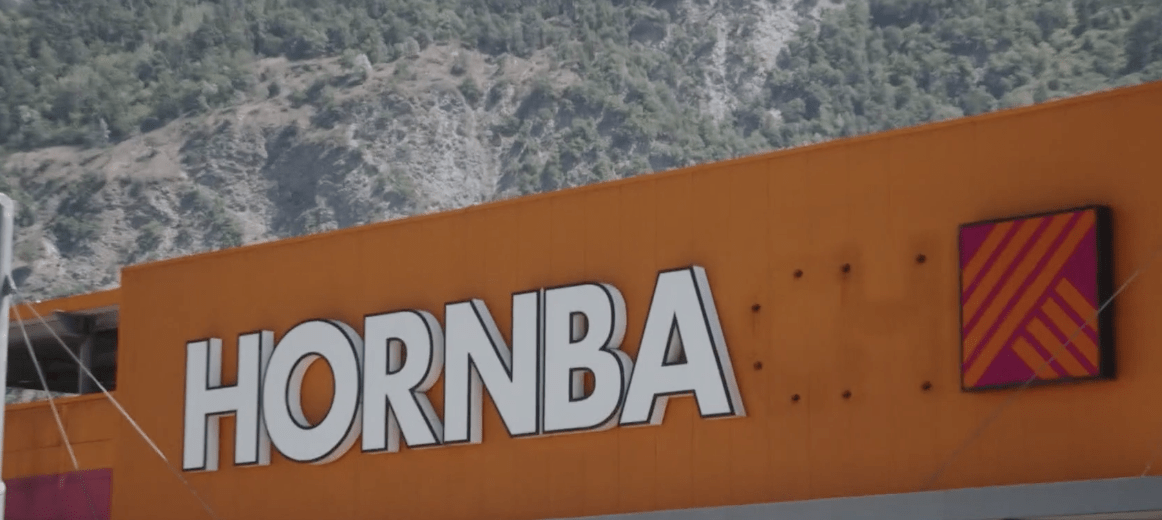 Screen Shot 2023-06-12 at 12.54.59 PM HORNBACH sign missing the